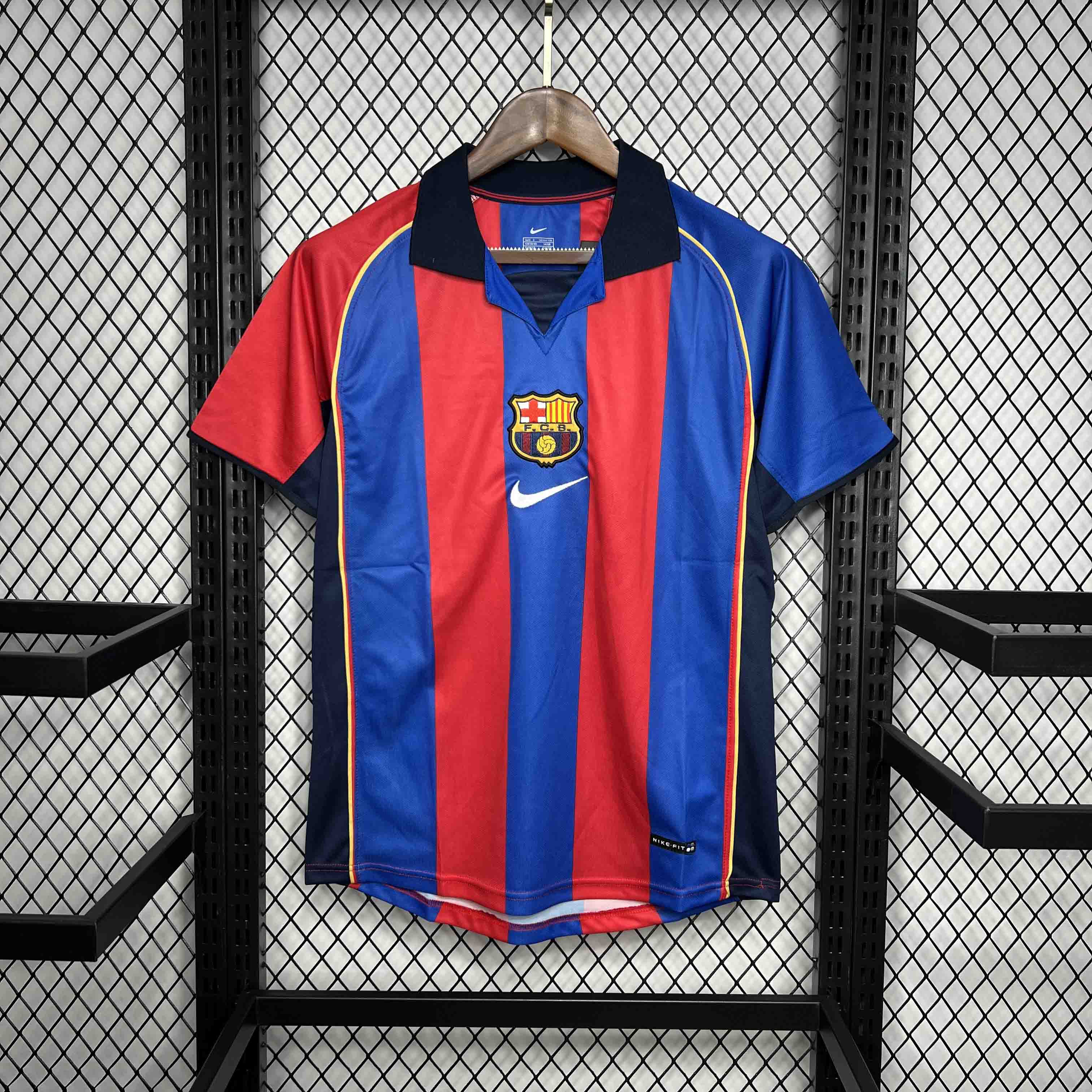 Barcelona 2004/05 Home