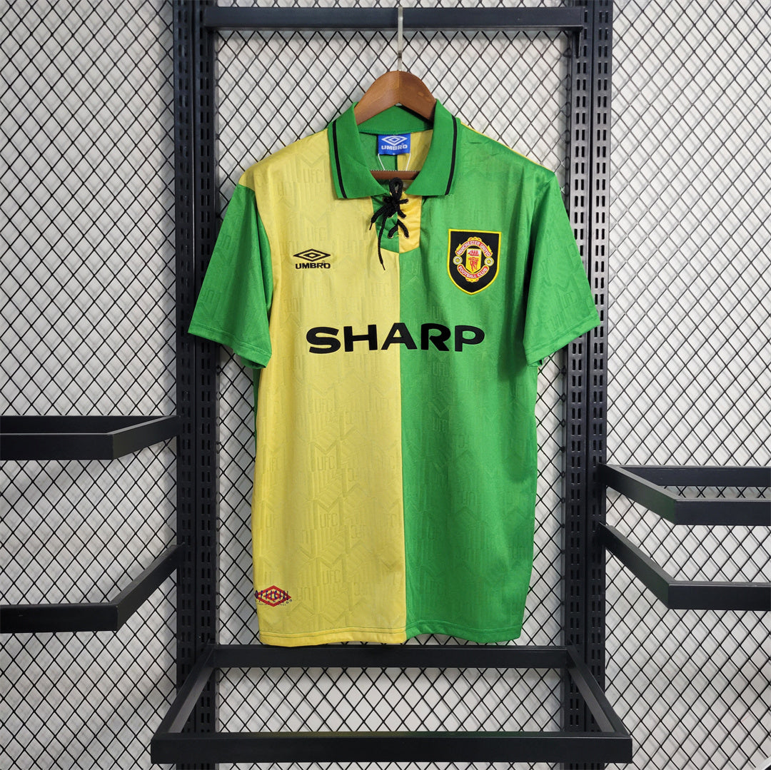 Manchester United 1992/94 Away