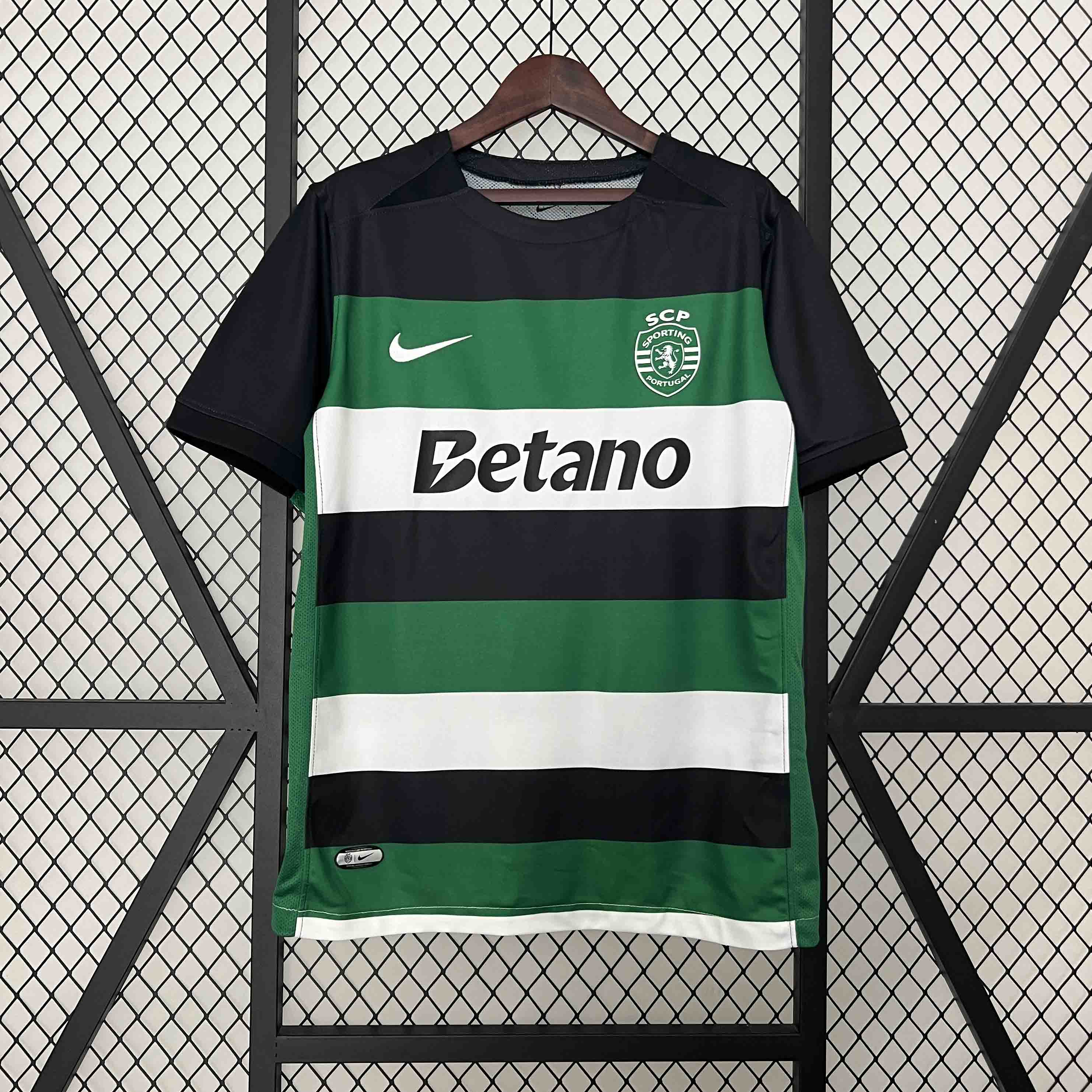 Sporting Lisbon 2024/25 Home