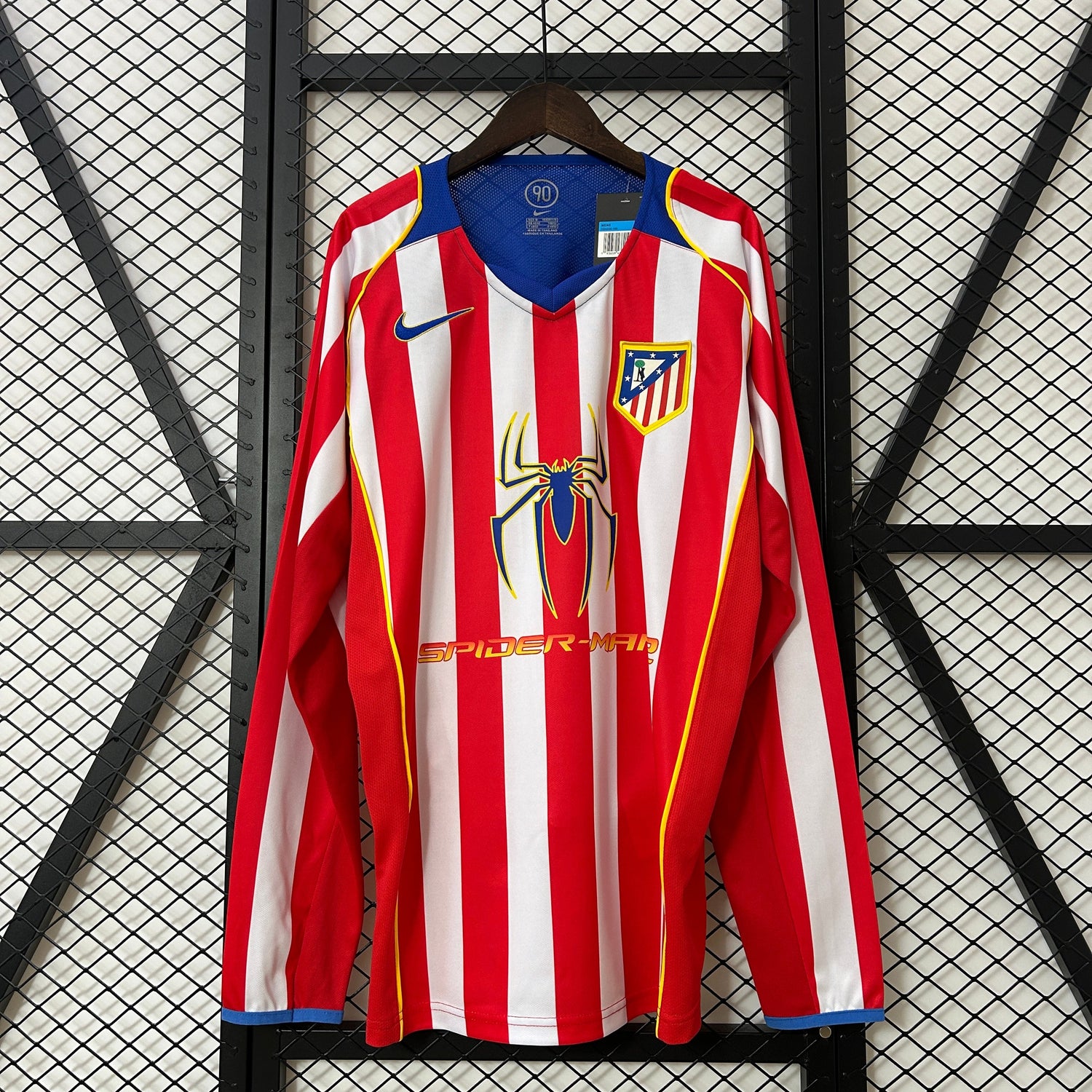 Atletico Madrid 2004/05 Home Long Sleeve