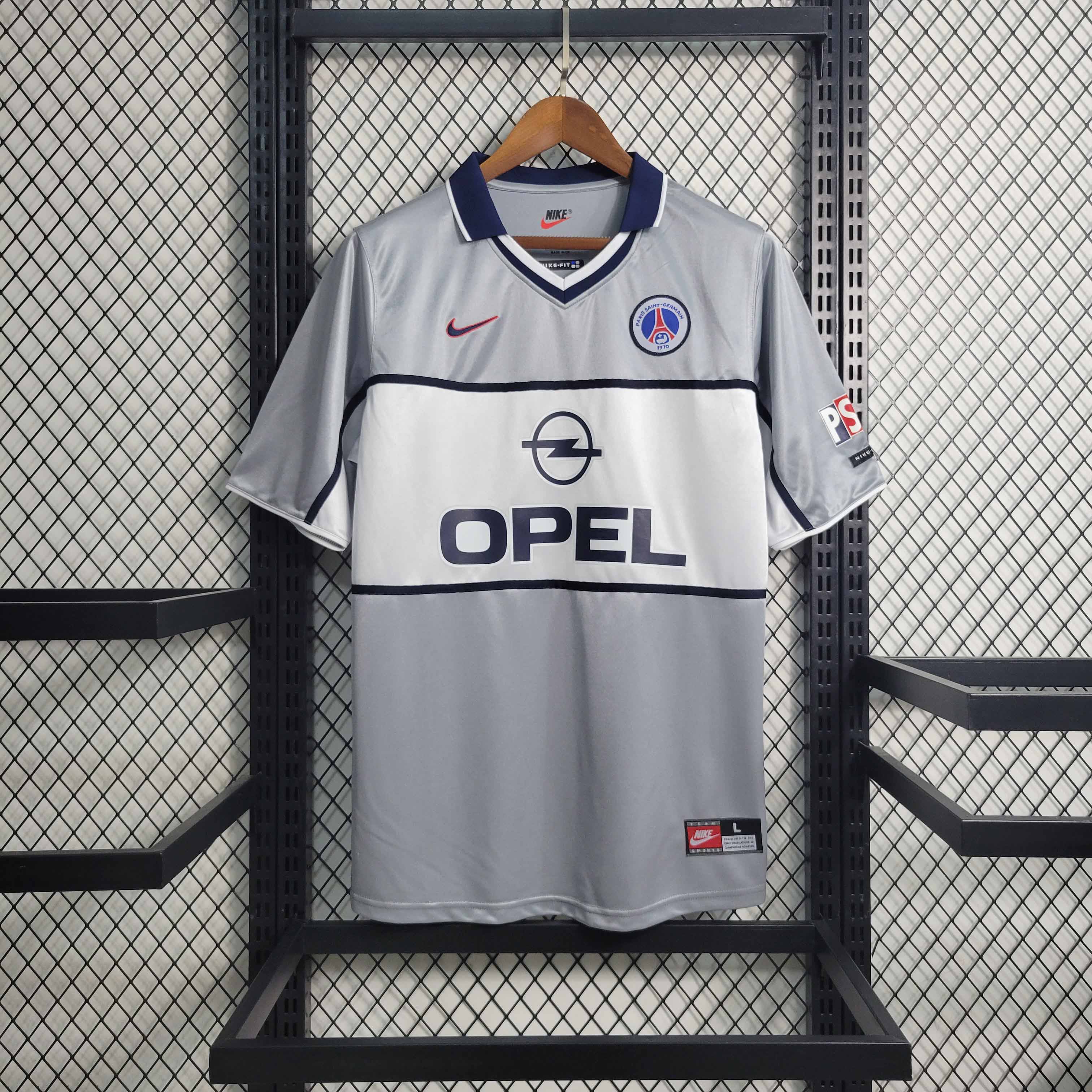 PSG 2000/01 Away