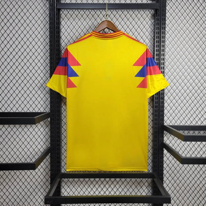 Colombia 1990 Home